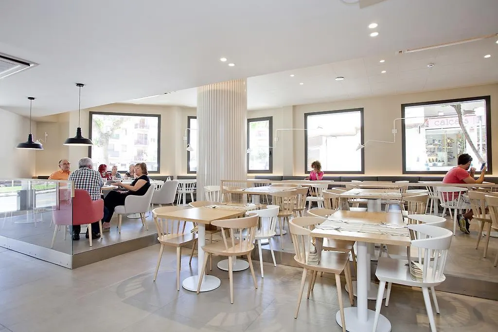 Port Eugeni Hotel Cambrils 4*,