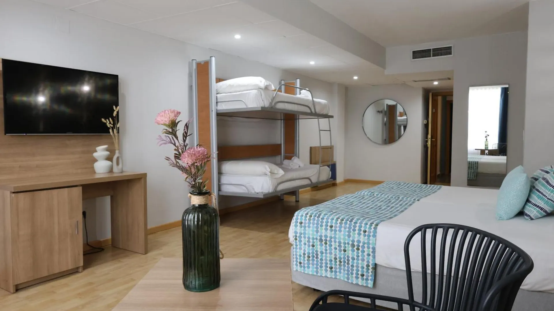 Port Eugeni Hotel Cambrils 4*,  Spanien