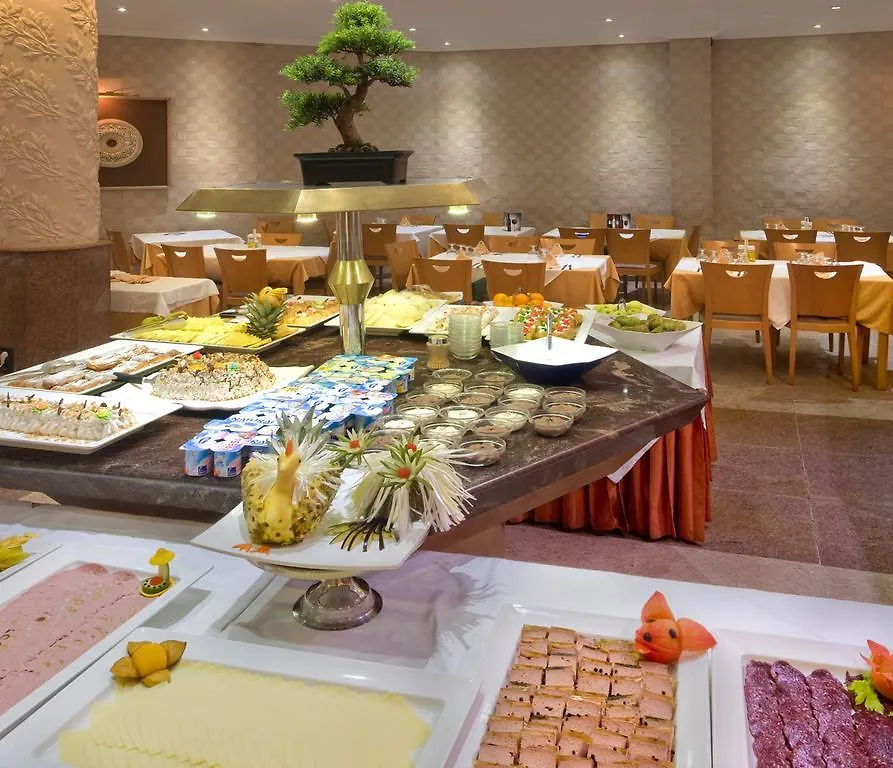 Port Eugeni Hotel Cambrils 4*,